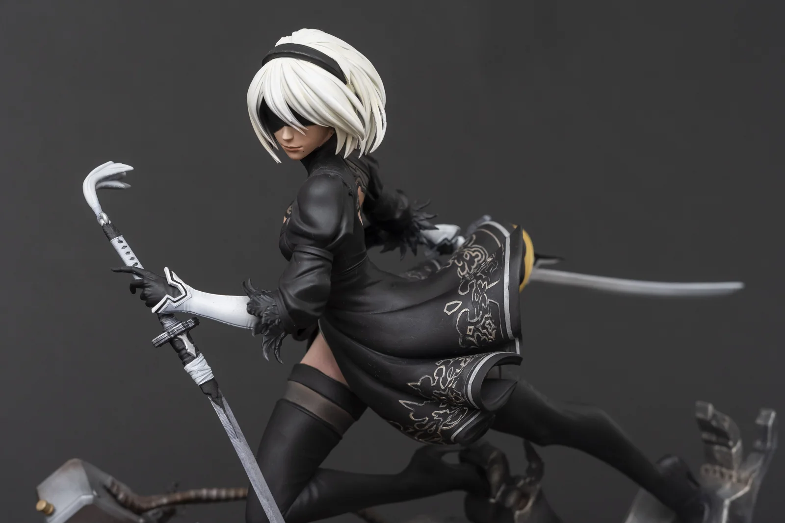 2B — NieR: Automata, hand-painted figure, photo 10