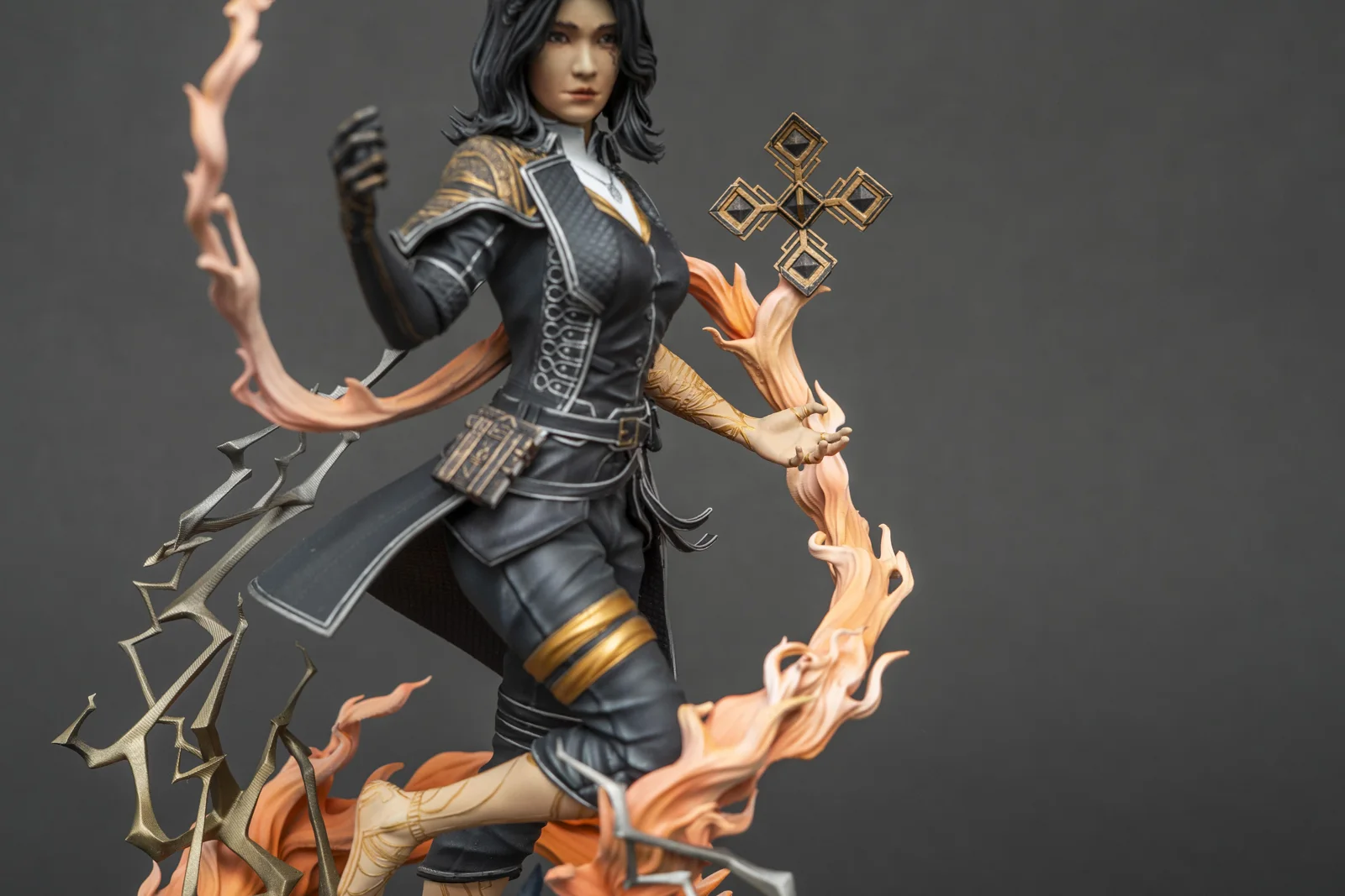 Lune — Clair Obscur: Expedition 33, hand-painted figure, photo 7