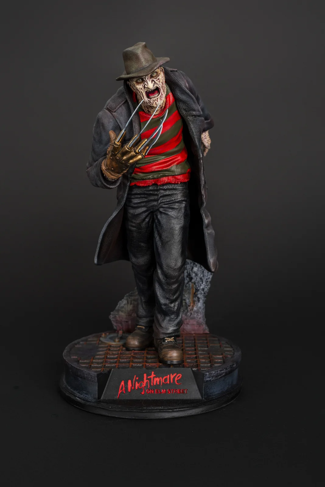 Freddy Krueger — A Nightmare on Elm Street, ръчно оцветена фигурка, снимка 1
