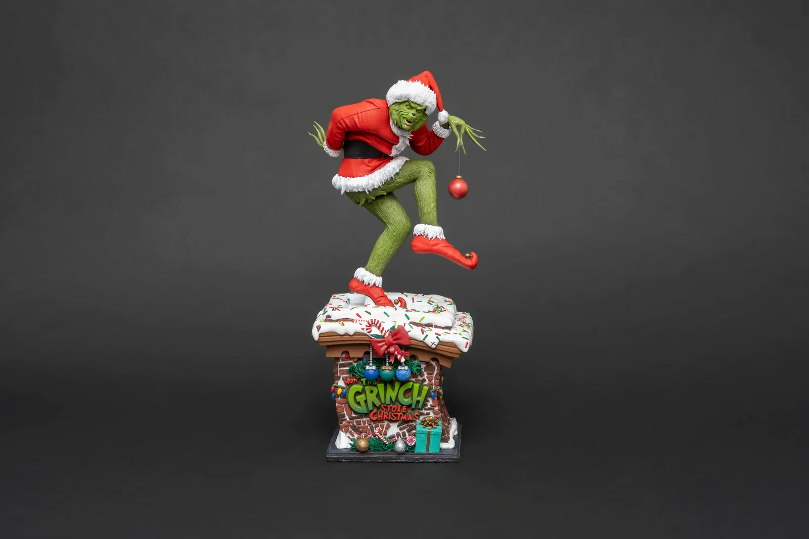 Grinch — How the Grinch Stole Christmas, ръчно оцветена фигурка, снимка 1