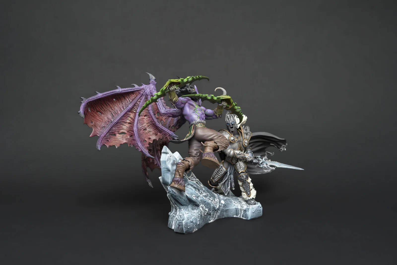 Illidan vs. Arthas — World of Warcraft, ръчно оцветена фигурка, снимка 5