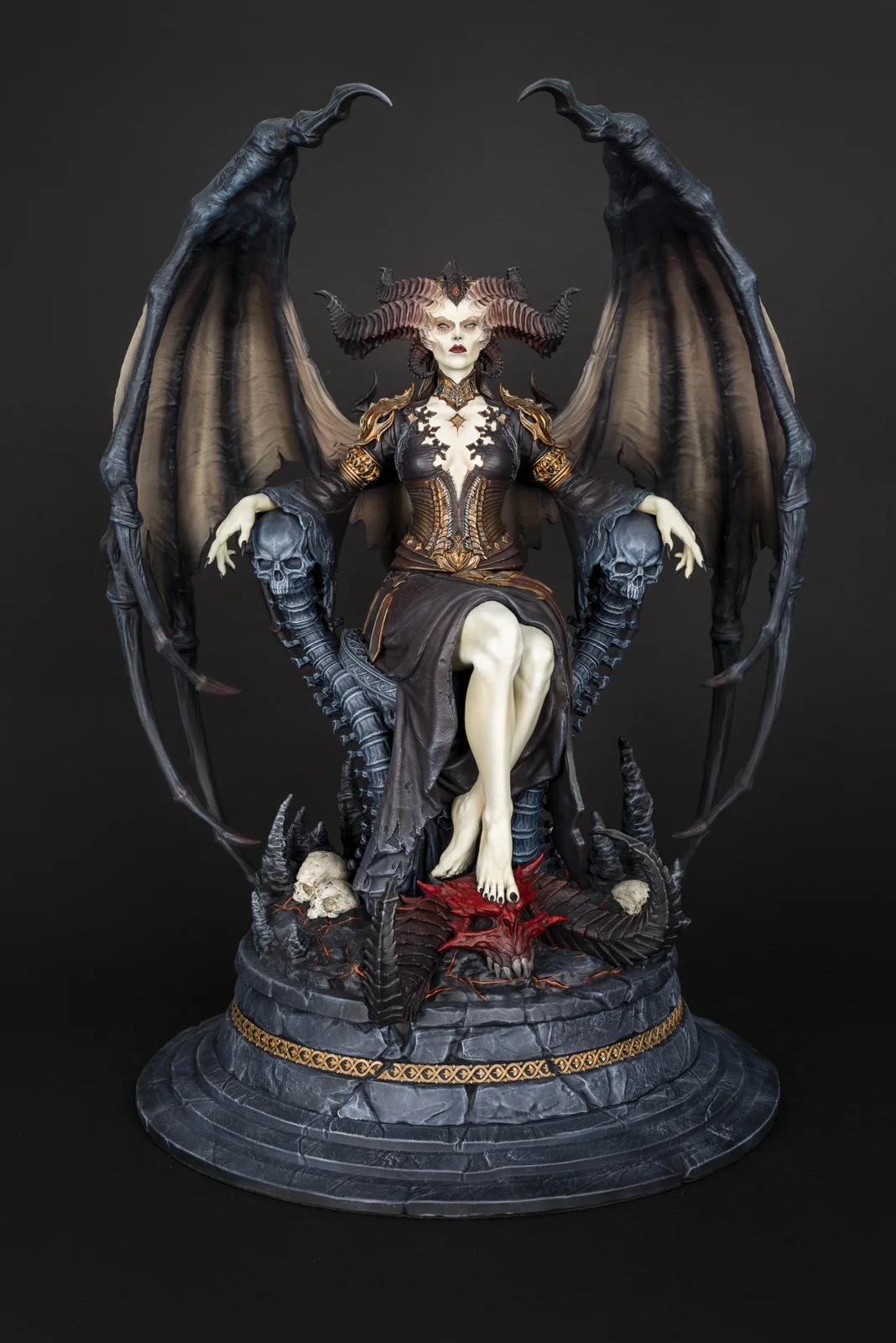 Lilith — Diablo, ръчно оцветена фигурка, снимка 1