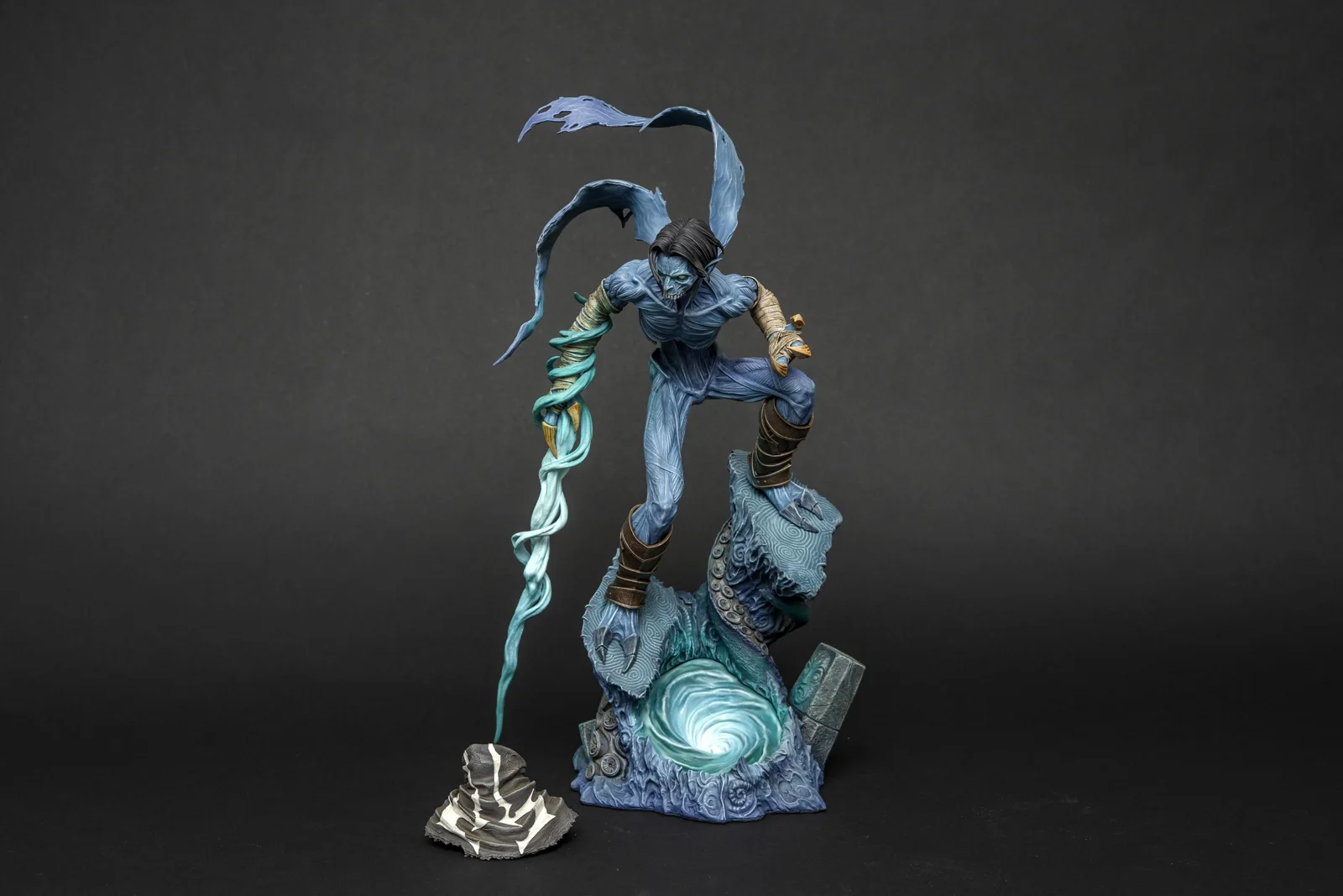 Raziel — Legacy of Kain, hand-painted figure, photo 4