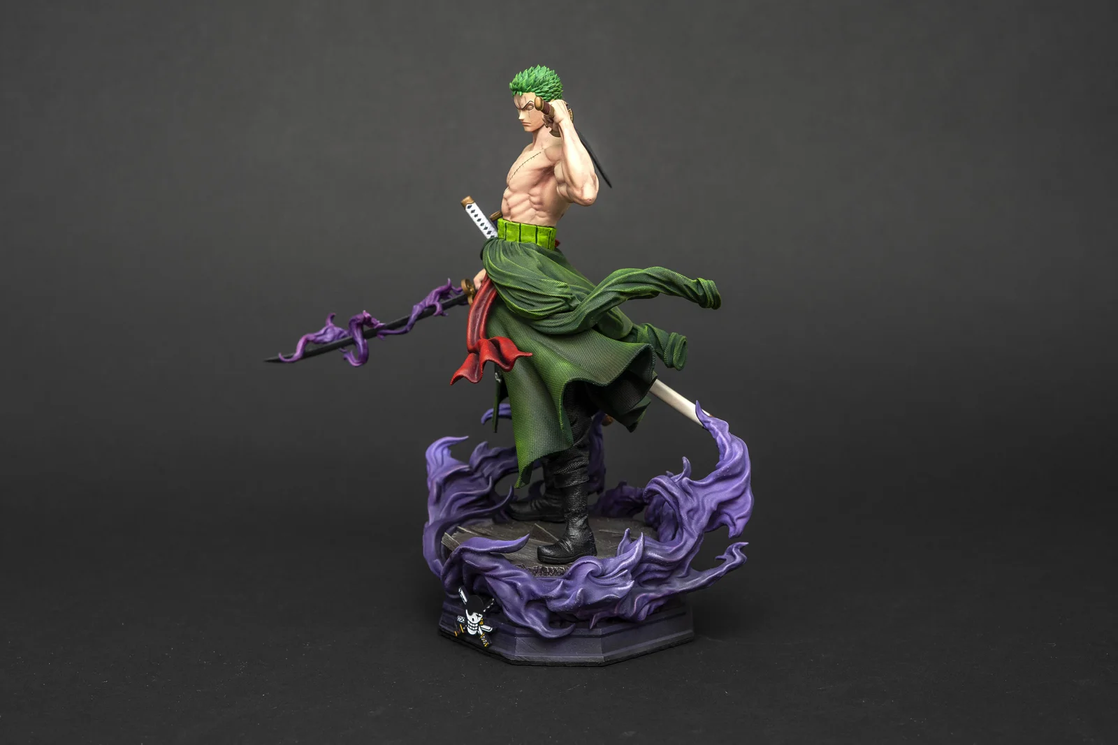 Roronoa Zoro — One Piece, hand-painted figure, photo 2