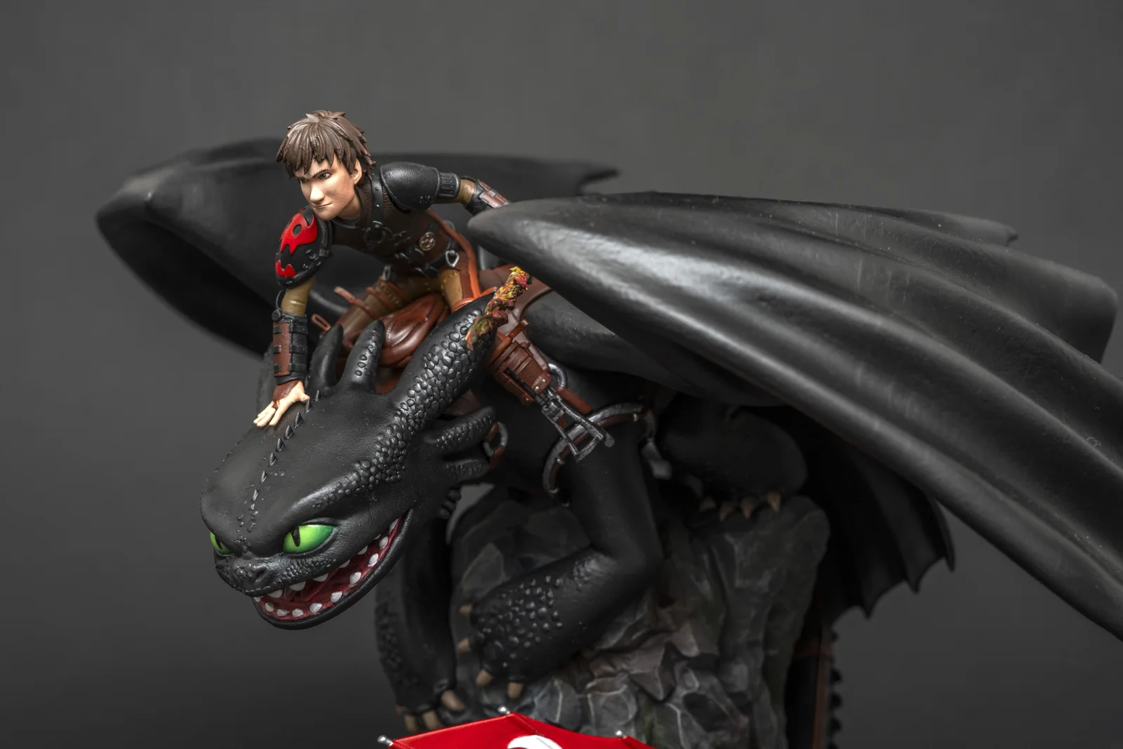 Toothless & Hiccup — How to Train Your Dragon, ръчно оцветена фигурка, снимка 7