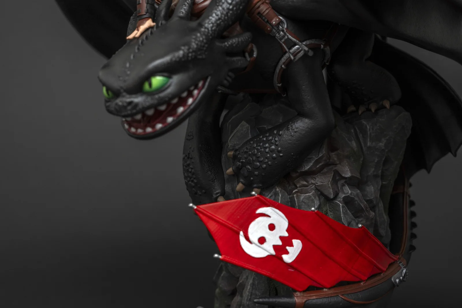 Toothless & Hiccup — How to Train Your Dragon, ръчно оцветена фигурка, снимка 8